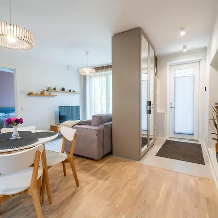 A&A Luxury Apartment With Garden Tartu Exterior photo